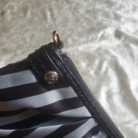 Henri Bendel small bag - Picture 2 of 4